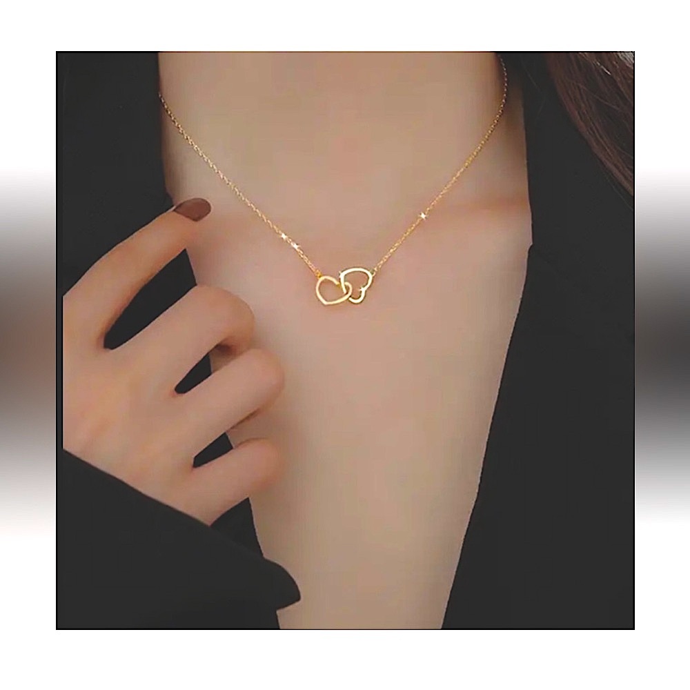 Gold Tone Double Heart Necklace lobster clasp NEW in package NWT - Picture 8 of 8